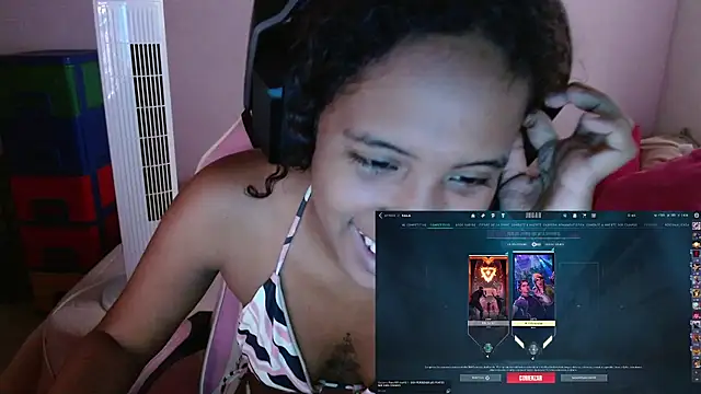 Snapshot of TiffanyRoouse chatting on February 2025 10:11:01 PM TiffanyRoouse online show from February 2025 10:11:01 PM