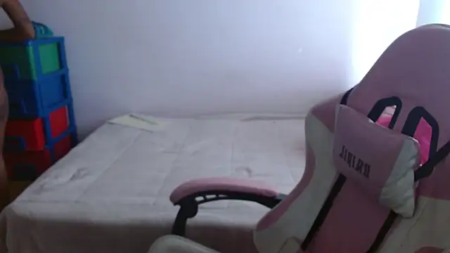 Snapshot of TiffanyRoouse chatting on February 2025 05:48:01 PM TiffanyRoouse online show from February 2025 05:48:01 PM