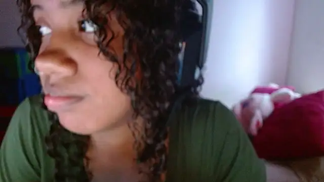 Snapshot of TiffanyRoouse chatting on February 2025 09:09:01 PM TiffanyRoouse online show from February 2025 09:09:01 PM