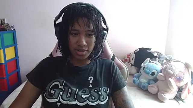 Snapshot of TiffanyRoouse chatting on September 2025 03:28:02 PM TiffanyRoouse online show from September 2025 03:28:02 PM