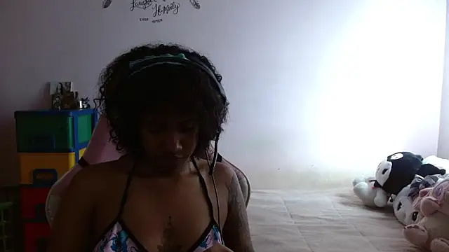 Snapshot of TiffanyRoouse chatting on October 2025 05:33:01 PM TiffanyRoouse online show from October 2025 05:33:01 PM