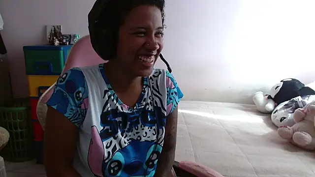 Snapshot of TiffanyRoouse chatting on October 2025 02:12:01 PM TiffanyRoouse online show from October 2025 02:12:01 PM