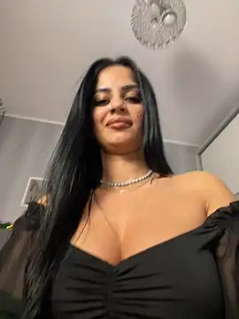  adelle online show from December 2024 03:32:02 PM