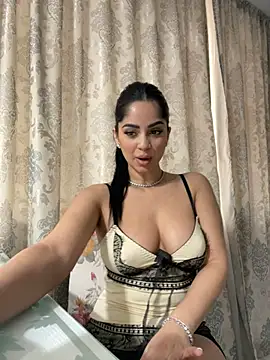  adelle online show from February 2025 12:13:01 PM