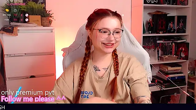 Snapshot of me__hanna chatting on November 2025 10:29:02 PM me hanna online show from November 2025 10:29:02 PM