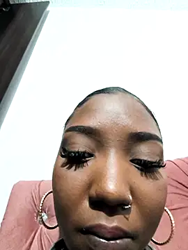 lilit kyteler online show from October 2025 02:12:02 AM