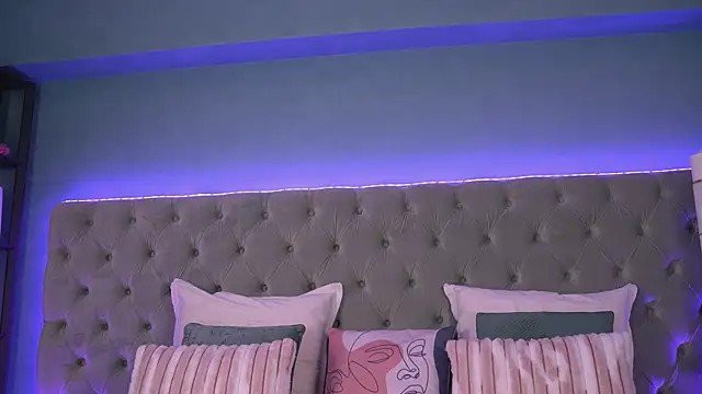 HaileyMadow online show from October 2025 05:10:01 AM