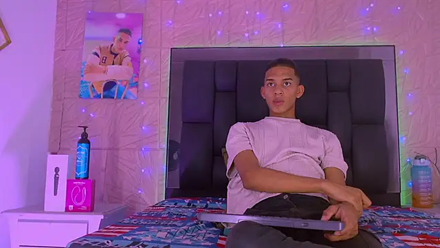 dilan alfonzo online show from October 2025 08:09:02 PM