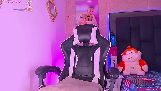 dilan alfonzo online show from February 2026 07:34:02 PM