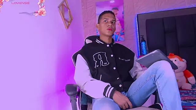 dilan alfonzo online show from March 2026 03:23:02 AM