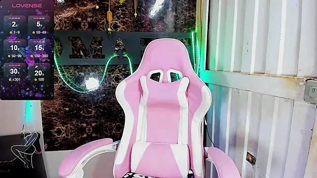 blonde girl01 online show from January 2025 03:44:01 PM