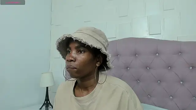 MonicaSchwartz online show from April 2026 01:56:01 PM