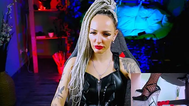 MonicaMaxwel online show from January 2025 06:36:02 PM