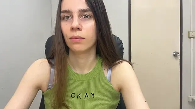 Snapshot of SassyJessi chatting on February 2025 04:12:01 AM SassyJessi online show from February 2025 04:12:01 AM