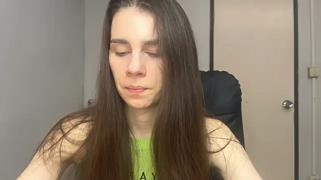 Snapshot of SassyJessi chatting on September 2025 04:14:02 AM SassyJessi online show from September 2025 04:14:02 AM