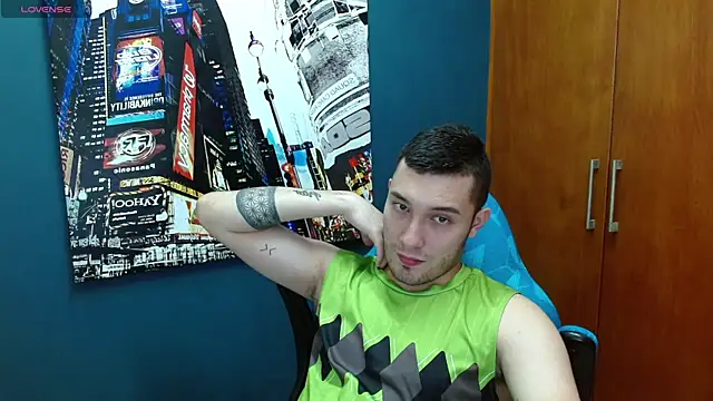 Airon Blade online show from March 2025 10:27:02 PM