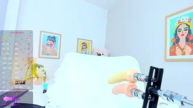 jasminnee  online show from April 2026 01:27:02 PM