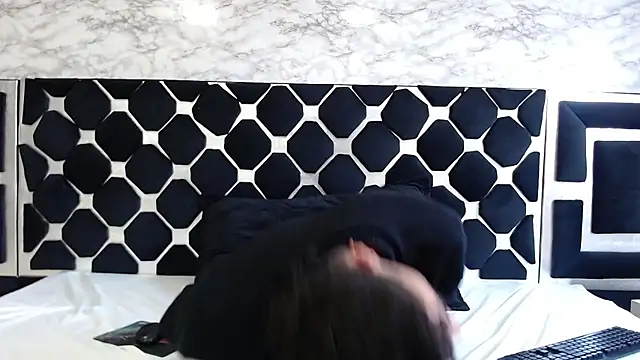 thiago19s online show from January 2025 03:26:01 PM