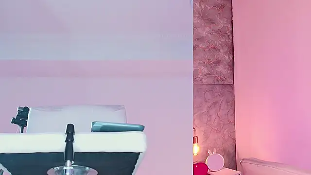 Angelst   online show from November 2025 04:26:02 AM