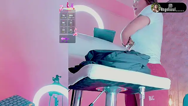 Snapshot of Angelst__ chatting on June 2026 08:47:01 PM Angelst online show from June 2026 08:47:01 PM
