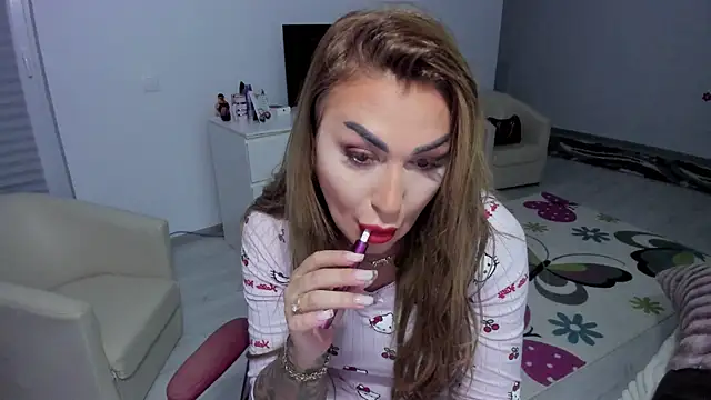 GlossyDiamondX online show from January 2025 05:09:01 AM