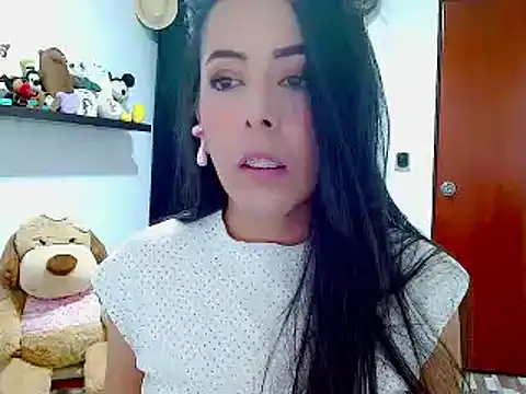 Snapshot of ella_peck chatting on December 2024 12:22:01 AM ella peck online show from December 2024 12:22:01 AM