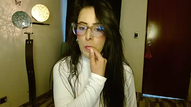 Snapshot of ella_peck chatting on September 2025 02:55:01 AM ella peck online show from September 2025 02:55:01 AM