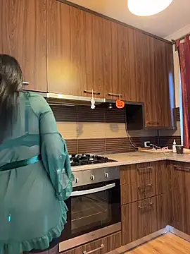 Hotmomcheckk  online show from November 2025 12:05:02 PM