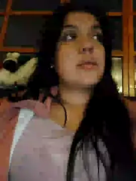 Snapshot of Sophie-hatter chatting on December 2024 01:51:02 AM Sophie-hatter online show from December 2024 01:51:02 AM