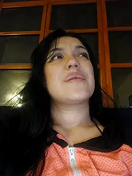 Snapshot of Sophie-hatter chatting on February 2025 01:15:02 AM Sophie-hatter online show from February 2025 01:15:02 AM