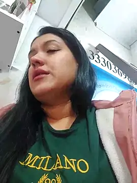 Snapshot of Sophie-hatter chatting on March 2025 02:42:02 PM Sophie-hatter online show from March 2025 02:42:02 PM