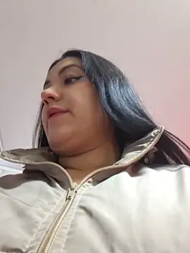 Snapshot of Sophie-hatter chatting on September 2025 01:55:02 PM Sophie-hatter online show from September 2025 01:55:02 PM