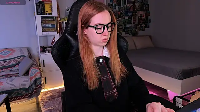 Snapshot of LinaWitch chatting on November 2025 12:49:01 PM LinaWitch online show from November 2025 12:49:01 PM