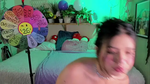 MiaaRose online show from December 2025 05:20:01 PM