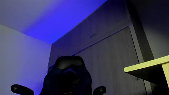 male pussy online show from November 2025 02:32:01 AM