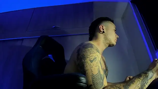 male pussy online show from November 2025 04:44:02 AM