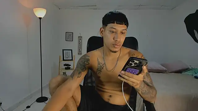 slim master12 online show from March 2026 09:21:01 PM