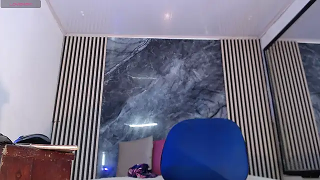 PriscilaRainbow online show from January 2025 04:00:02 PM