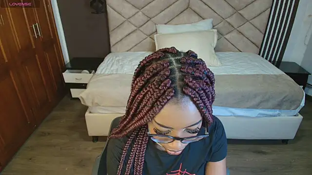 Raquel jones online show from January 2025 11:57:01 AM