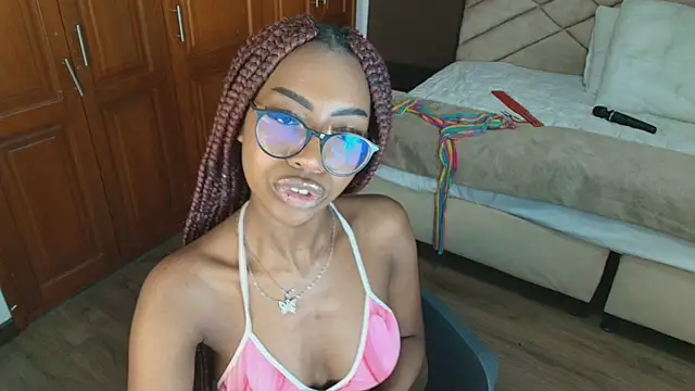 Raquel jones online show from January 2025 02:47:01 PM