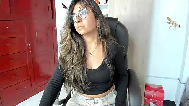 Isabellaa22 1 online show from March 2026 09:25:01 PM