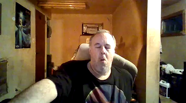 Nightshade7712 online show from December 2024 10:28:01 PM