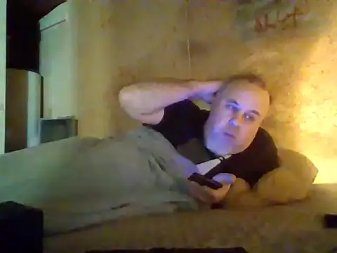 Nightshade7712 online show from September 2025 09:14:01 PM