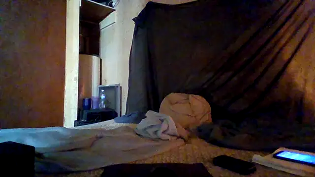 Nightshade7712 online show from February 2026 04:16:02 PM