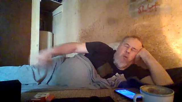 Nightshade7712 online show from March 2026 05:09:02 PM