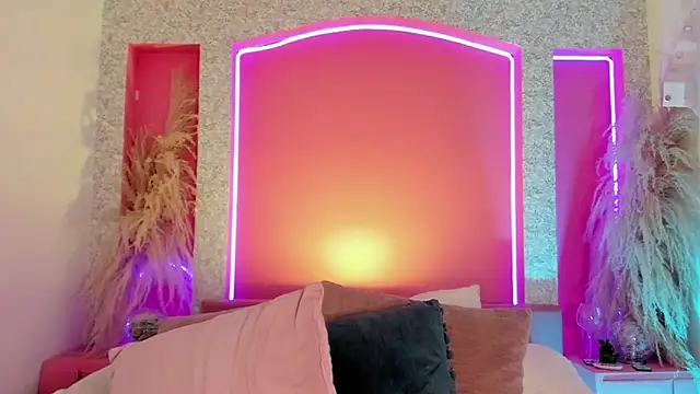 Aurora aaa online show from January 2025 07:44:02 PM