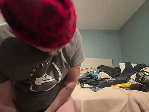 Snapshot of JakTRipr chatting on March 2025 05:00:02 AM JakTRipr online show from March 2025 05:00:02 AM