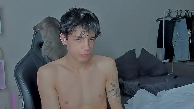 MarkBrowniii online show from December 2024 08:40:01 PM