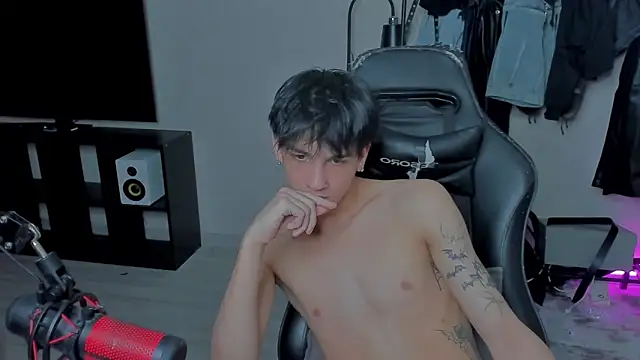 MarkBrowniii online show from March 2025 10:08:02 PM