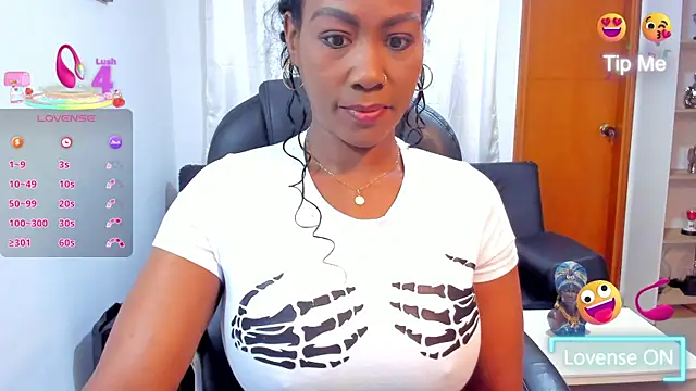 Snapshot of Alison_Lemos chatting on July 2026 10:43:02 AM Alison Lemos online show from July 2026 10:43:02 AM